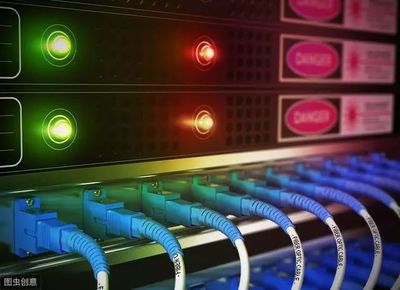 從微光到全球互聯 光纖網絡的發展歷程與工程實踐